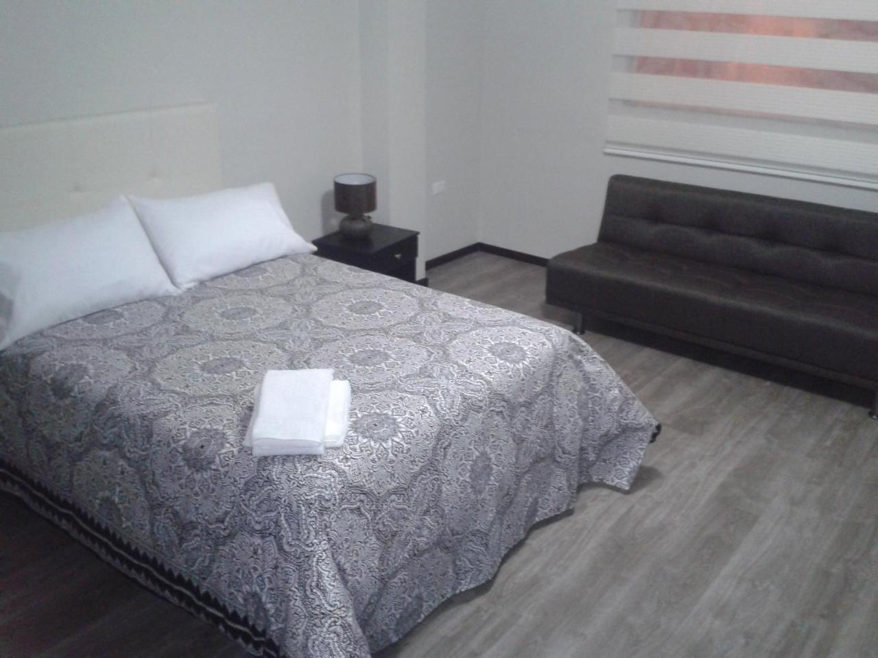 ריובמבה Illari Hotel מראה חיצוני תמונה