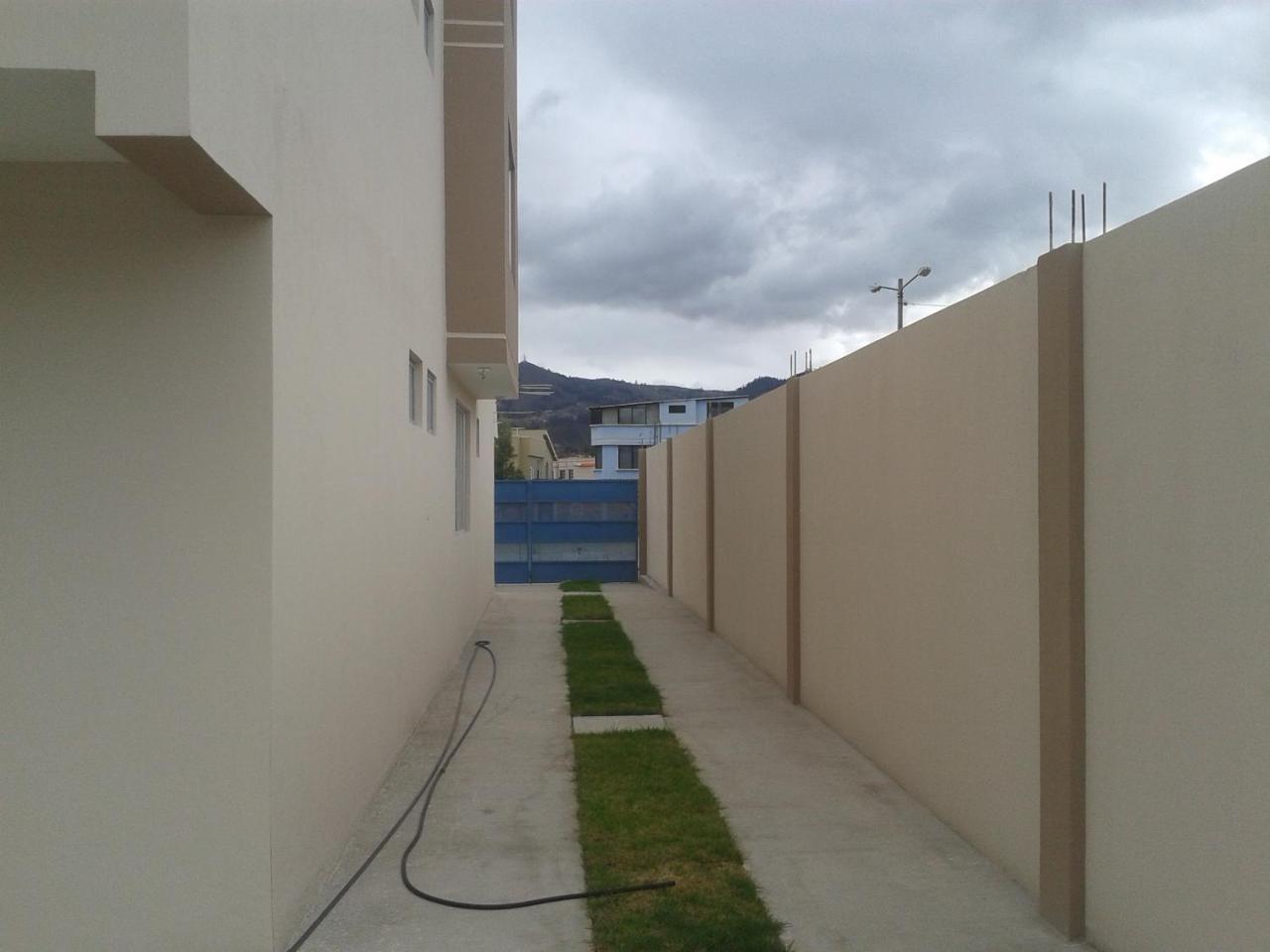 ריובמבה Illari Hotel מראה חיצוני תמונה